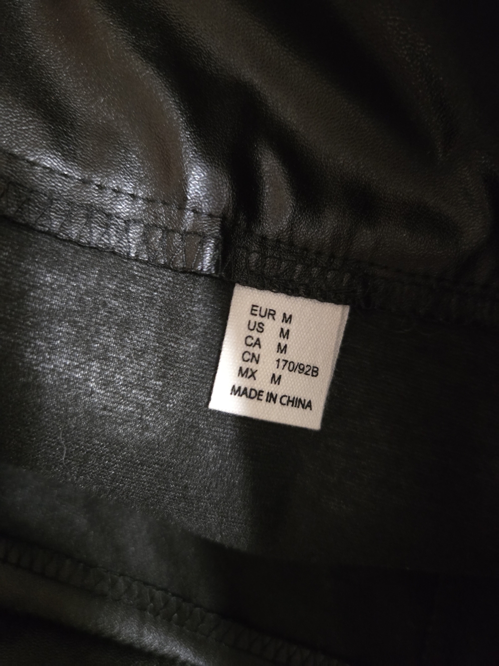 Black Faux Leather A-Line Mini Skirt Size M - Picture 6 of 8